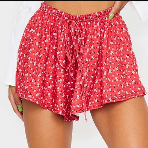 Red Floral Print Drawstring Floaty Short - Picture 2 of 5